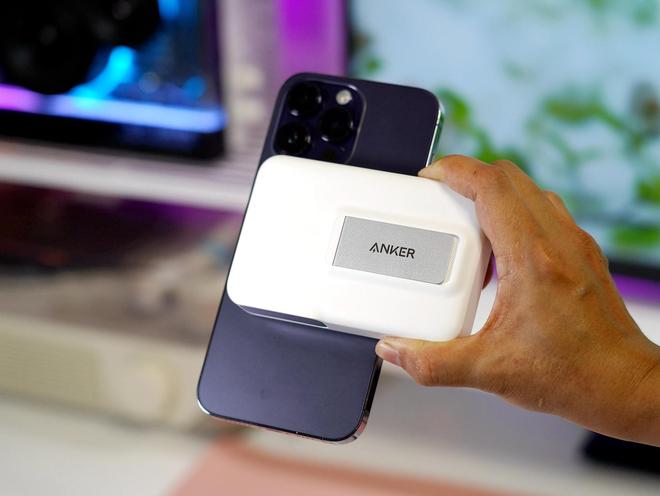 磁吸支架充电宝体验全能兼容更省心！米乐m6疾速充电新选择！ANKER(图11)